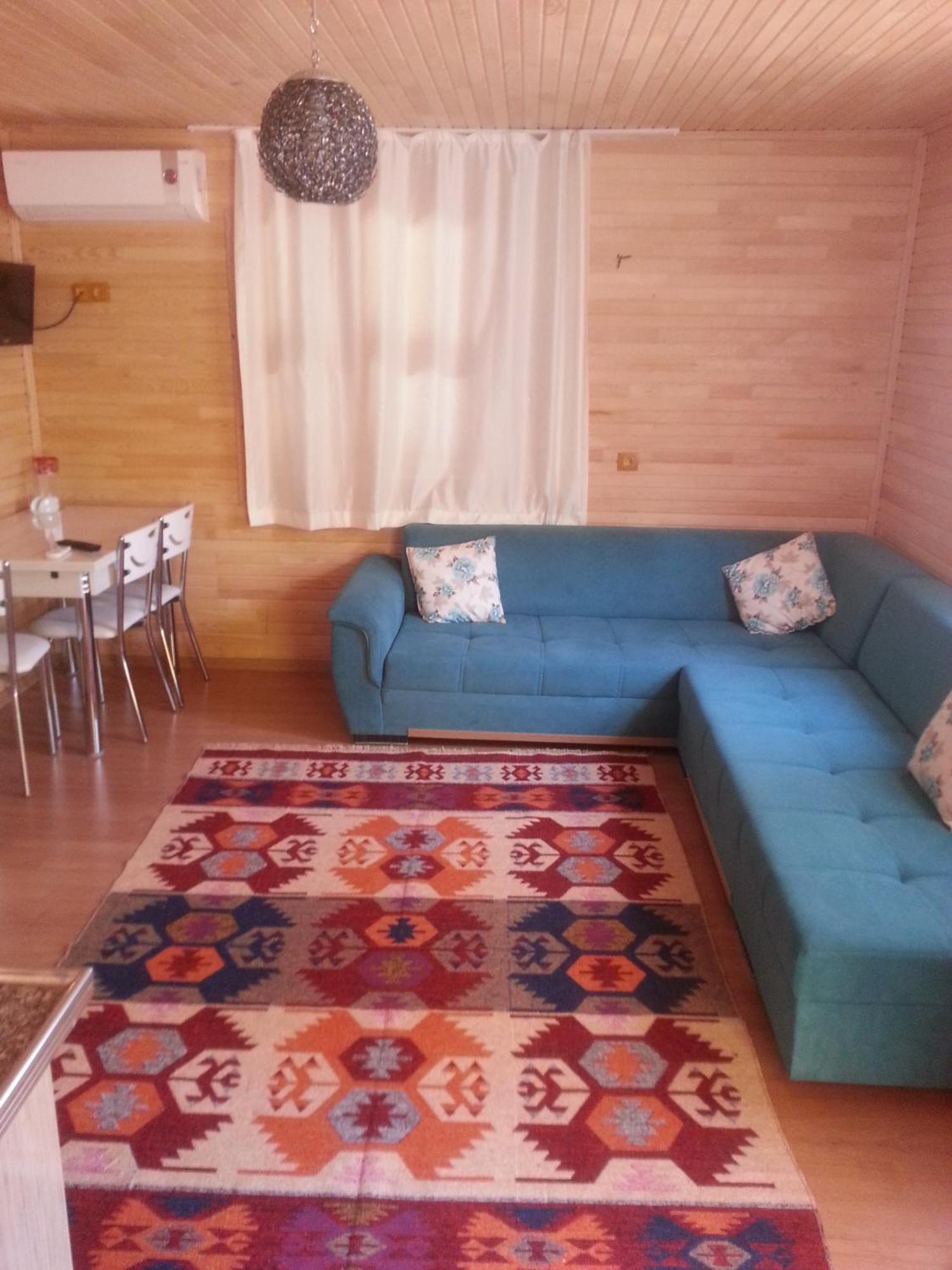 Naz Apartlari *
