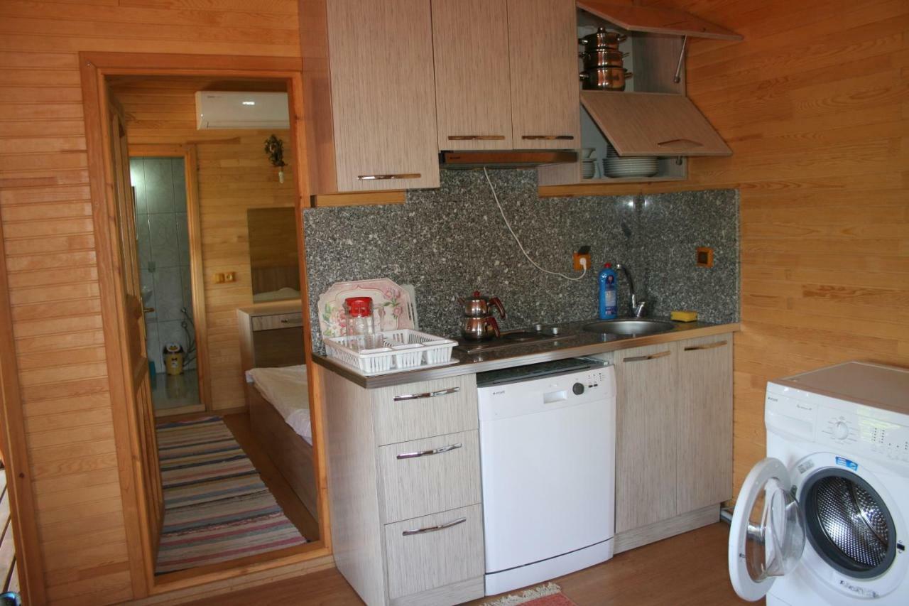 Naz Apartlari *